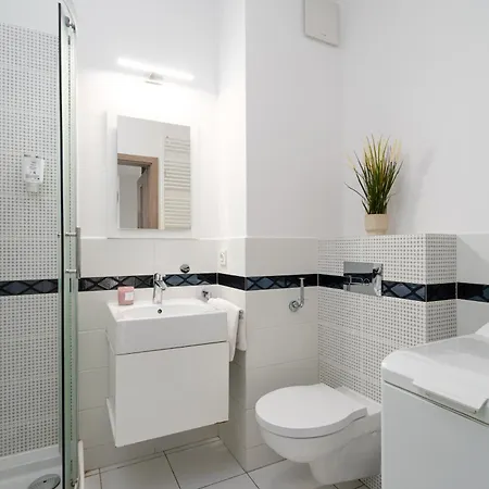 Chic - One Bedroom - Center - Kolejowa * Warsaw